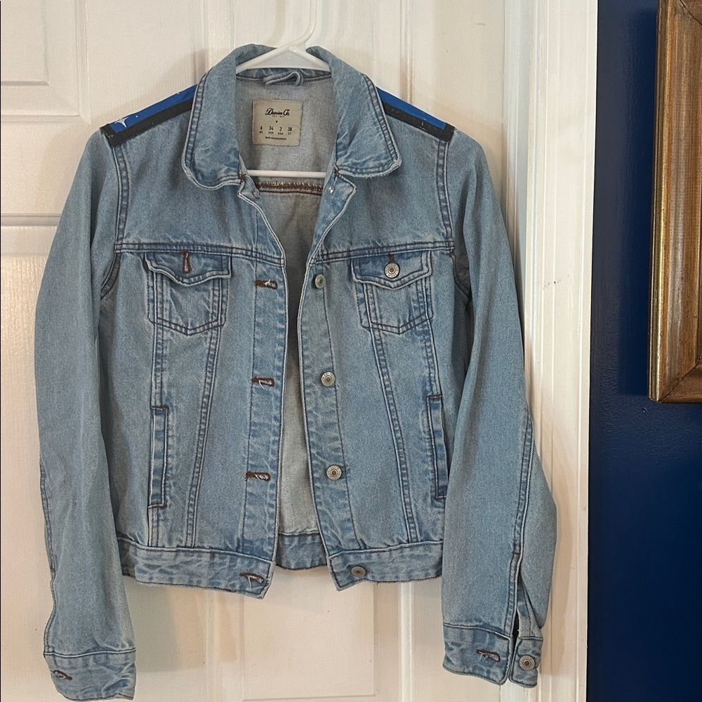 Women’s Denim Co. Light Blue Hand Painted Anime Sailor Moon Denim Jacket Size 2 - Picture 5 of 8